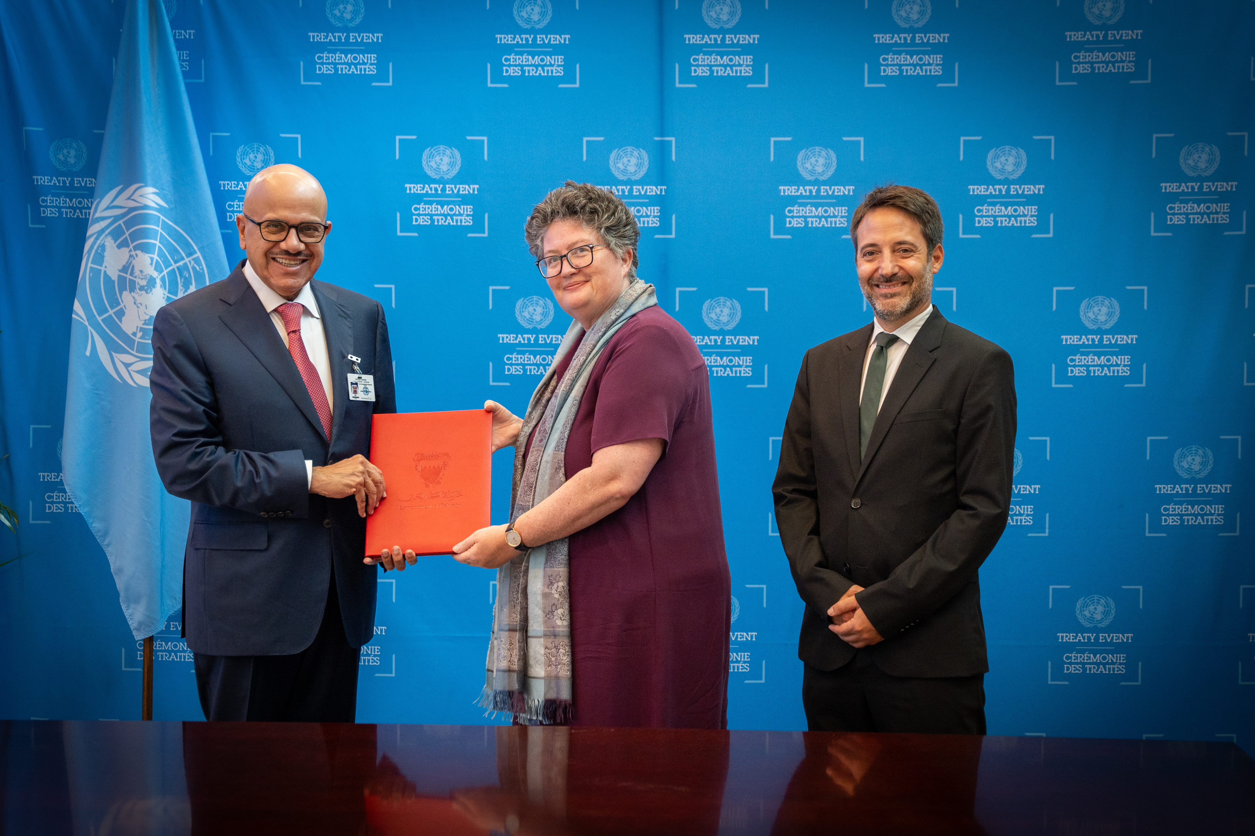 Foreign Minister deposits Bahrain’s accession document to Vienna Convention on Law of Treaties 1969